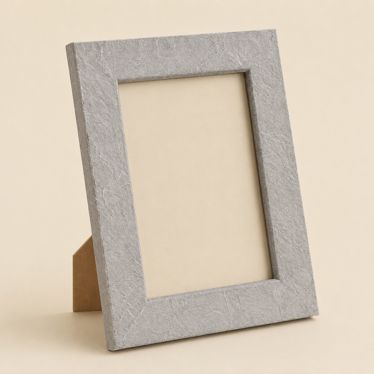Grey Resin Photo Frame, 5 × 7"
