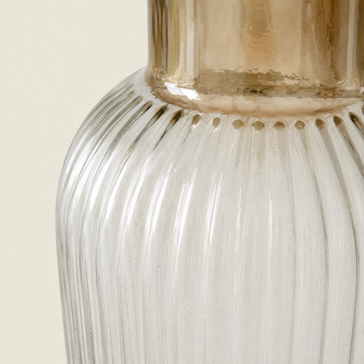 34cm Ridged Ombre Glass Vase
